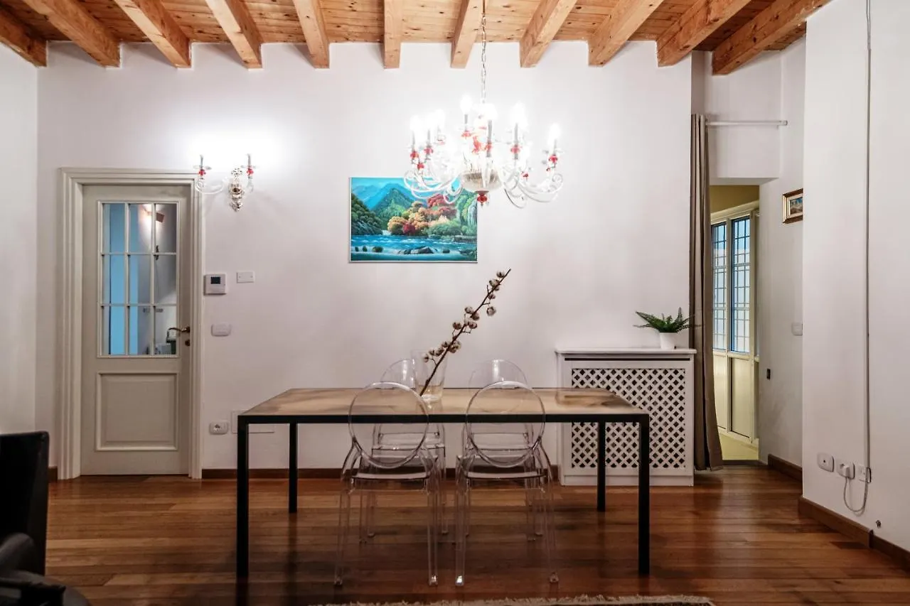 Apartment Domus Bella - By Myhomeincomo